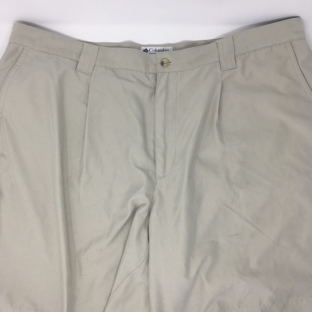 Price DROP!!! Columbia Khaki Shorts